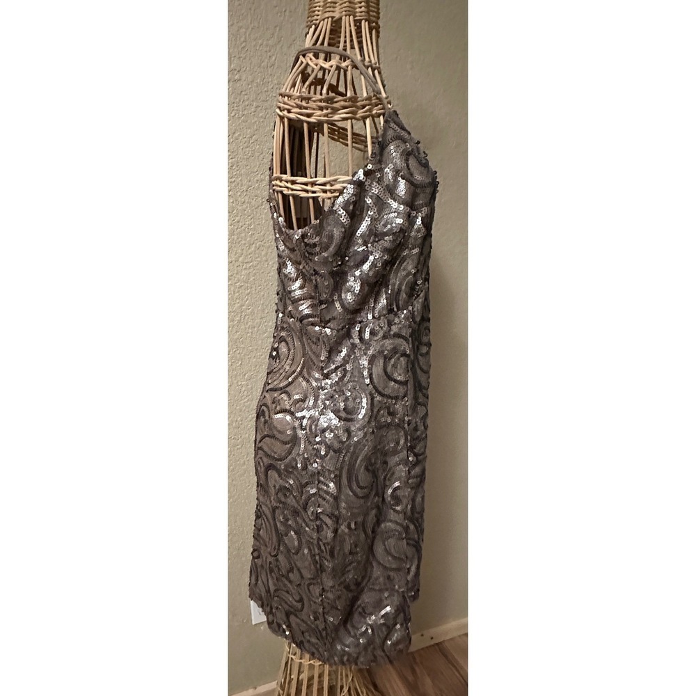 Venus Sequin Swirl Cocktail Dress Taupe Silver V-Neck Bodycon Women 14 Party - Picture 6 of 16